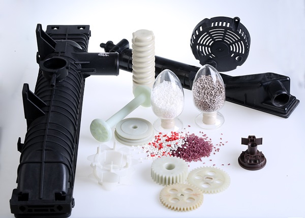 絕對全面的干貨:尼龍產(chǎn)品變黃的原因及其解決途徑