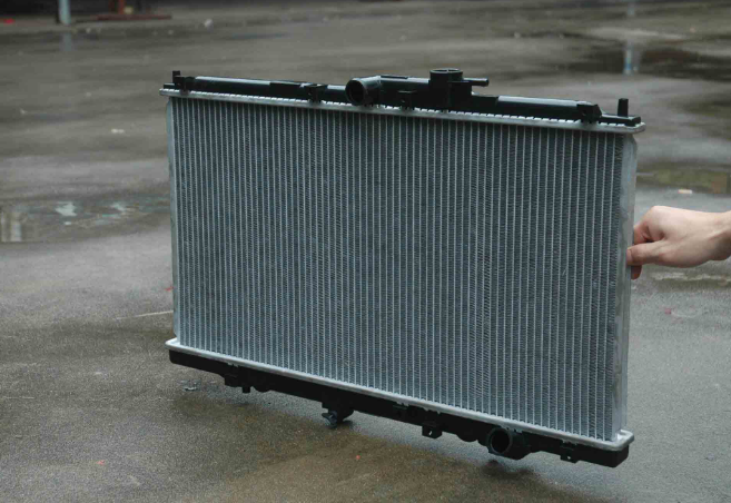 改性尼龍在發(fā)動機(jī)周邊冷卻系統(tǒng)部件的應(yīng)用