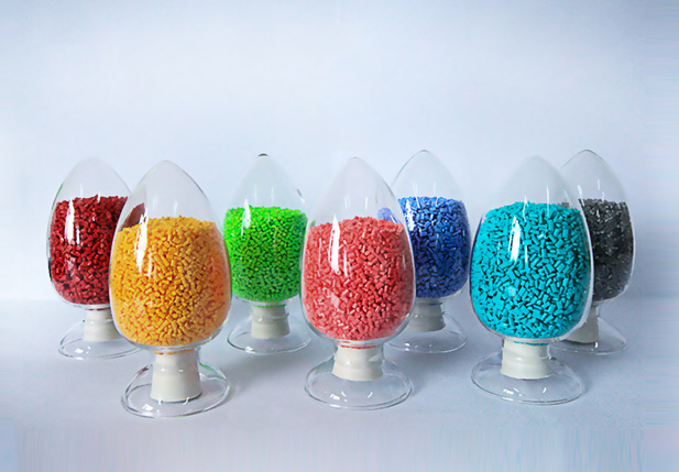 尼龍軟管與金屬管有著哪些區(qū)別你知道嗎?